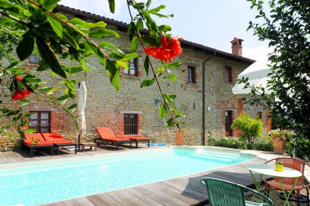 Cavallo (MZO102) by Interhome