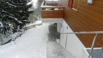 Enceinte de lâhĂ©bergement