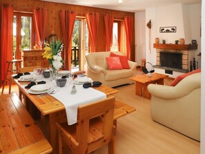 Télévision, cheminée