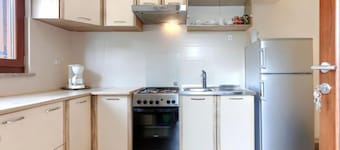 Apartment Vesela by Interhome