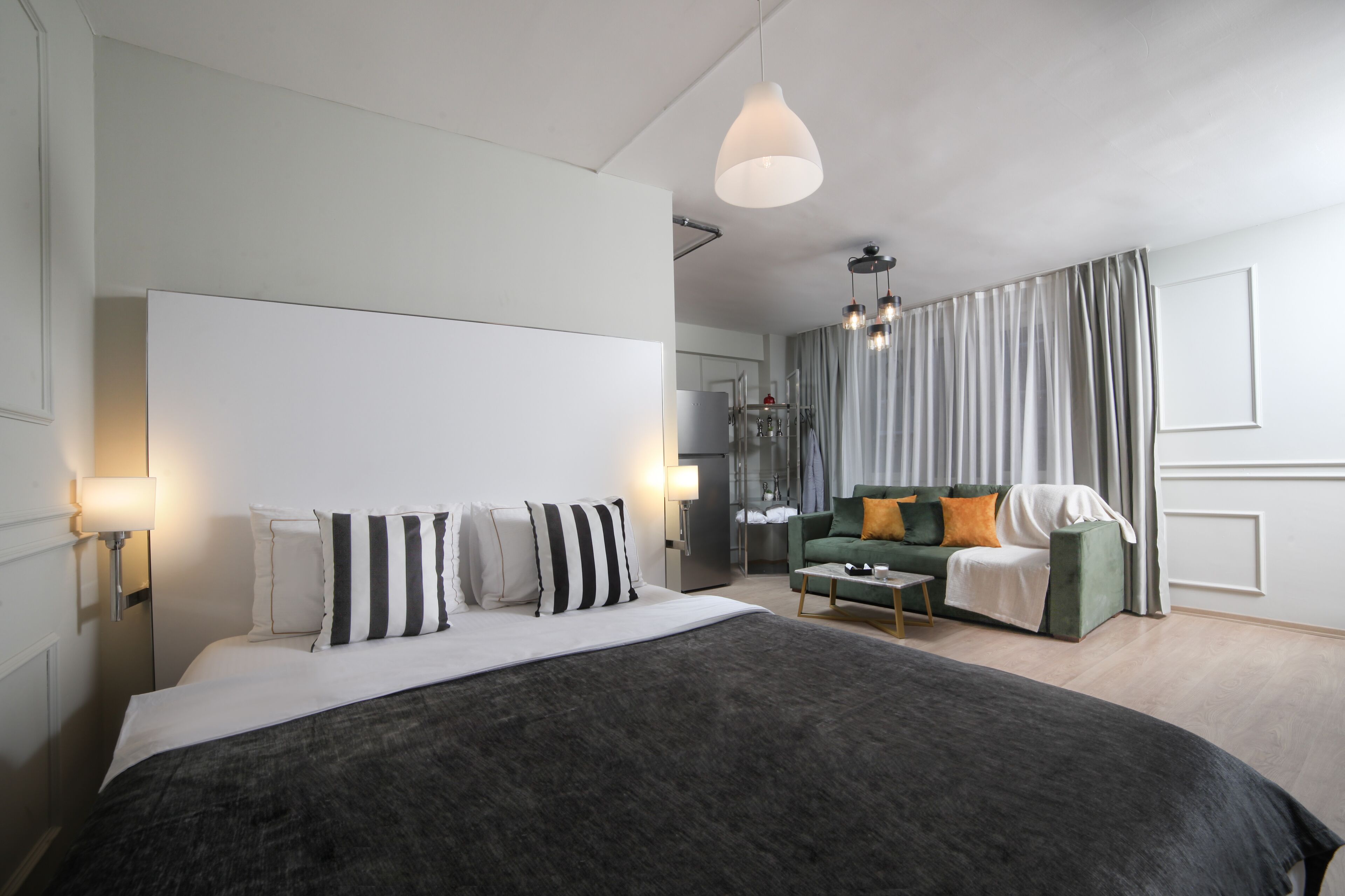 Studio Apartment | 高級寝具、セーフティボックス (室内)、デスク、遮光カーテン