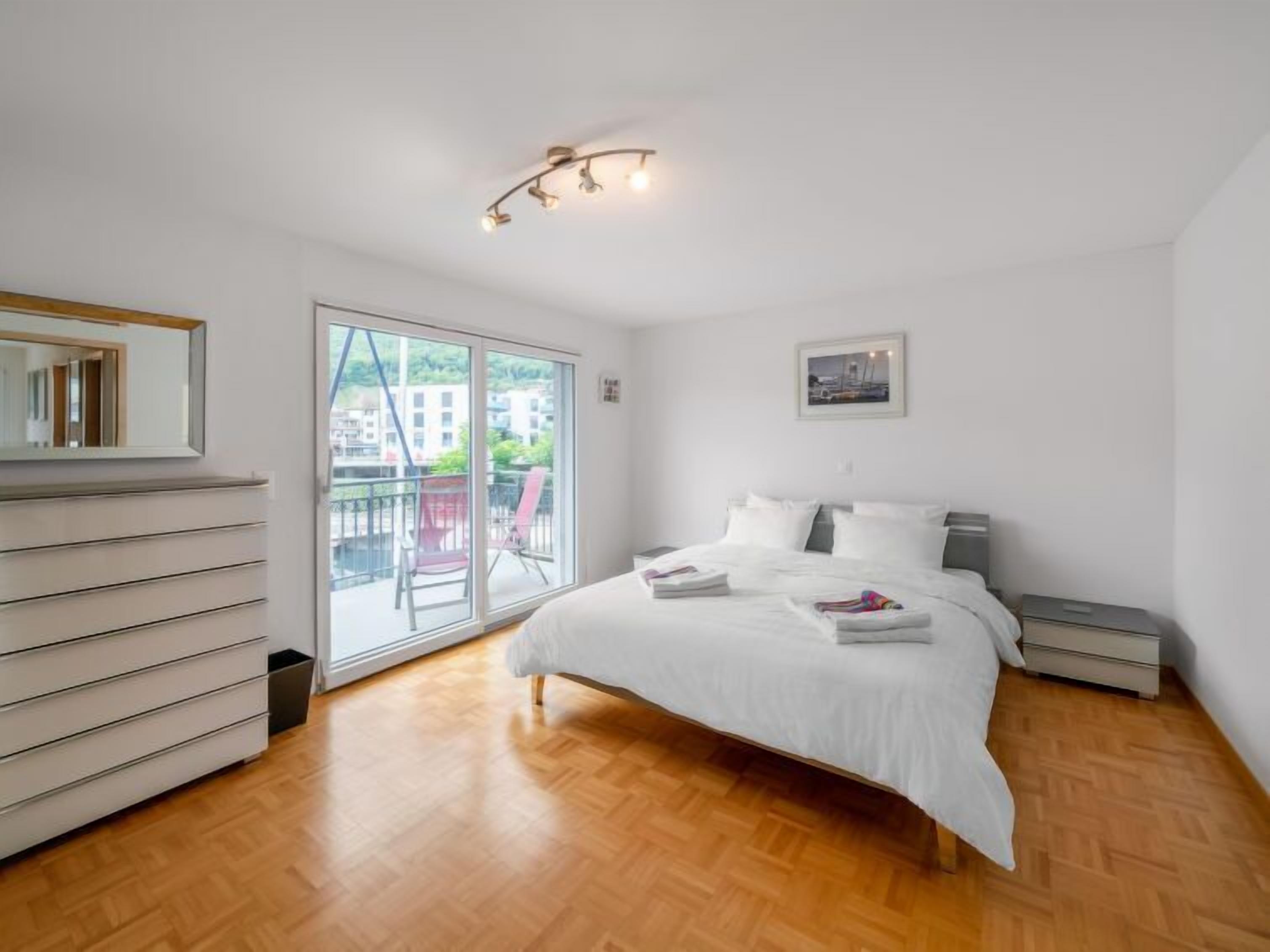 3 bedrooms, iron/ironing board, WiFi