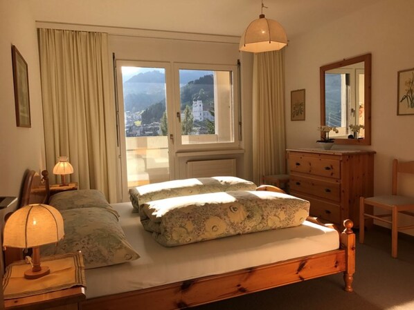 2 bedrooms, Internet