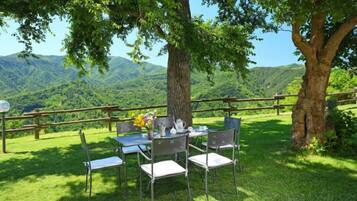 Ristorazione all'aperto