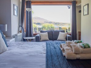 3 bedrooms, WiFi - Viewfield by Interhome (Isle of Skye)