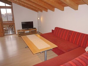 Fernseher, Kamin