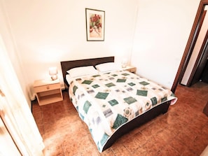 2 bedrooms