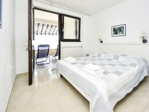 2 bedrooms, WiFi - Apartment Renata by Interhome (Starigrad-Paklenica)