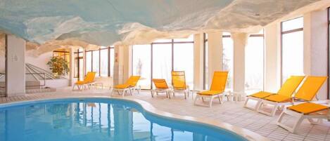 Piscine couverte, piscine chauffée