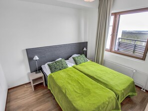2 bedrooms, Internet