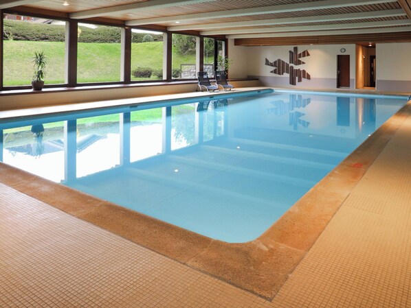 Indoor pool - Grand Hôtel A18 by Interhome (Villars)