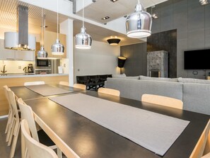 تناول الطعام