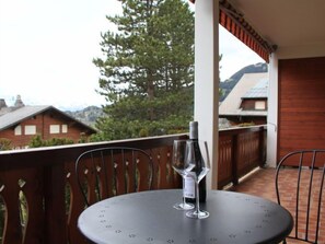 Outdoor dining - Topaze 2 by Interhome (Villars)