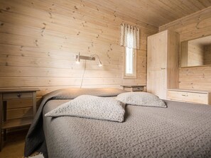 3 bedrooms, Internet