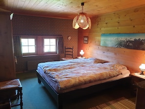 3 bedrooms, Internet