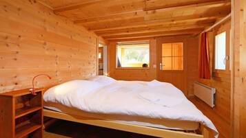 4 Schlafzimmer, Schreibtisch, kostenloses Internet