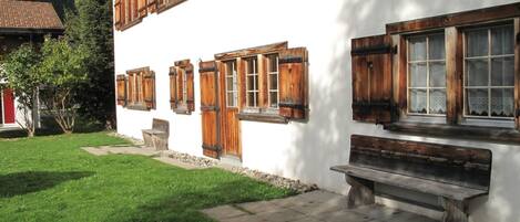 Esterni
