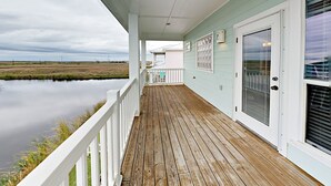 Unclassified image, 3 of 37, button - Aransas Tarpon (Port Aransas)