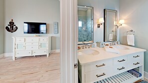 Room - Bay Bay Blue (Ingleside)