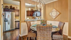 Private kitchen - Blondie's Beachhouse @ Meridian (Port Aransas)