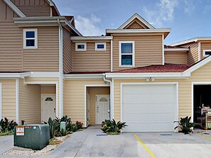 Exterior - Beachside Bungalo (Port Aransas)