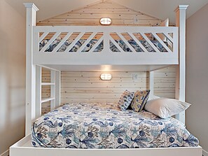 3 bedrooms, free WiFi - Beachside Bungalo (Port Aransas)