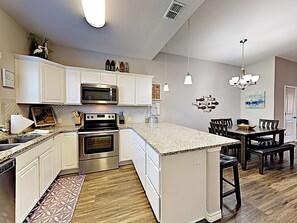 Fridge, microwave, stovetop, dishwasher