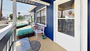 Balcony - Hola Beaches (Port Aransas)