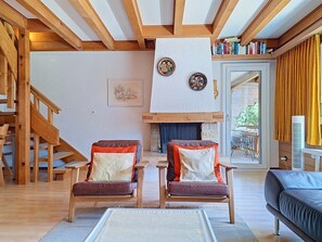 Fernseher, Kamin