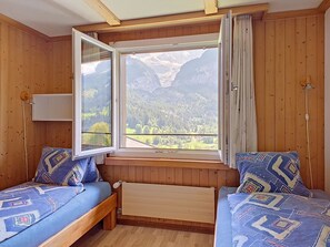 3 bedrooms, internet