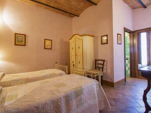 2 bedrooms, internet