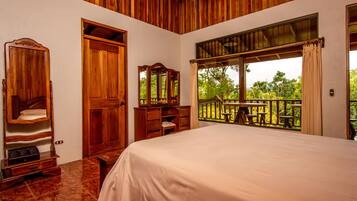 Deluxe-Haus, Mehrere Betten, Bergblick | 2 Schlafzimmer, individuell dekoriert, individuell eingerichtet