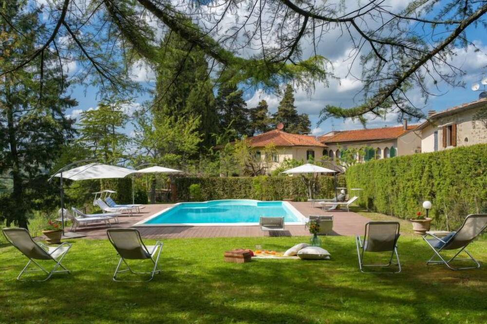 Borgo Castagnoli by Interhome