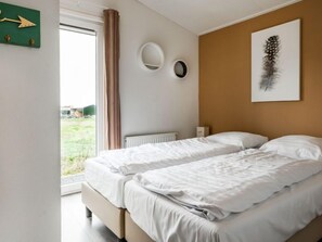 2 bedrooms, Internet