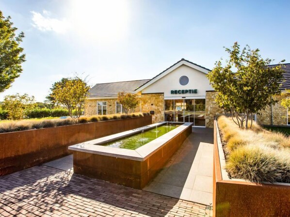 A heated pool - Green Resort Mooi Bemelen by Interhome (Bemelen)