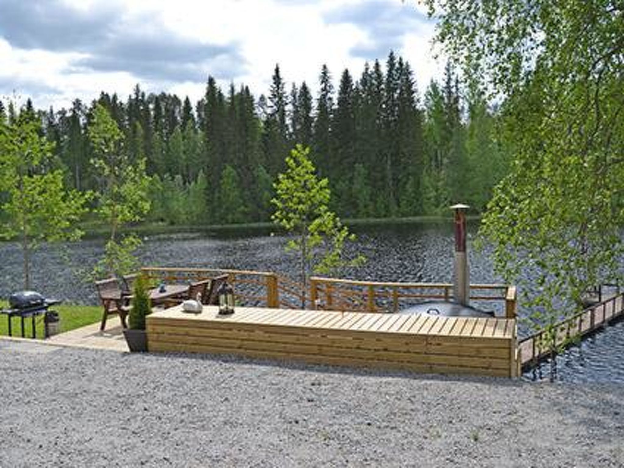 Ulkoruokailutilat