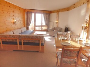 Télévision à écran plat