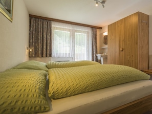 3 bedrooms, WiFi