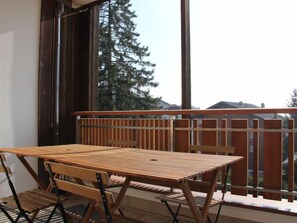 Outdoor dining - La Bercière 21 by Interhome (Villars)