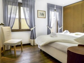 2 Schlafzimmer, Bügeleisen/Bügelbrett, WLAN