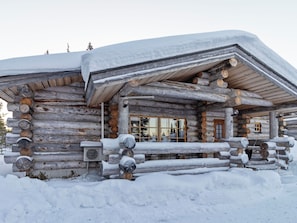 Unclassified image, 2 of 28, button - Costa ruca by Interhome (Kuusamo)