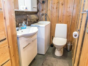 Unclassified image, 2 of 28, button - Costa ruca by Interhome (Kuusamo)