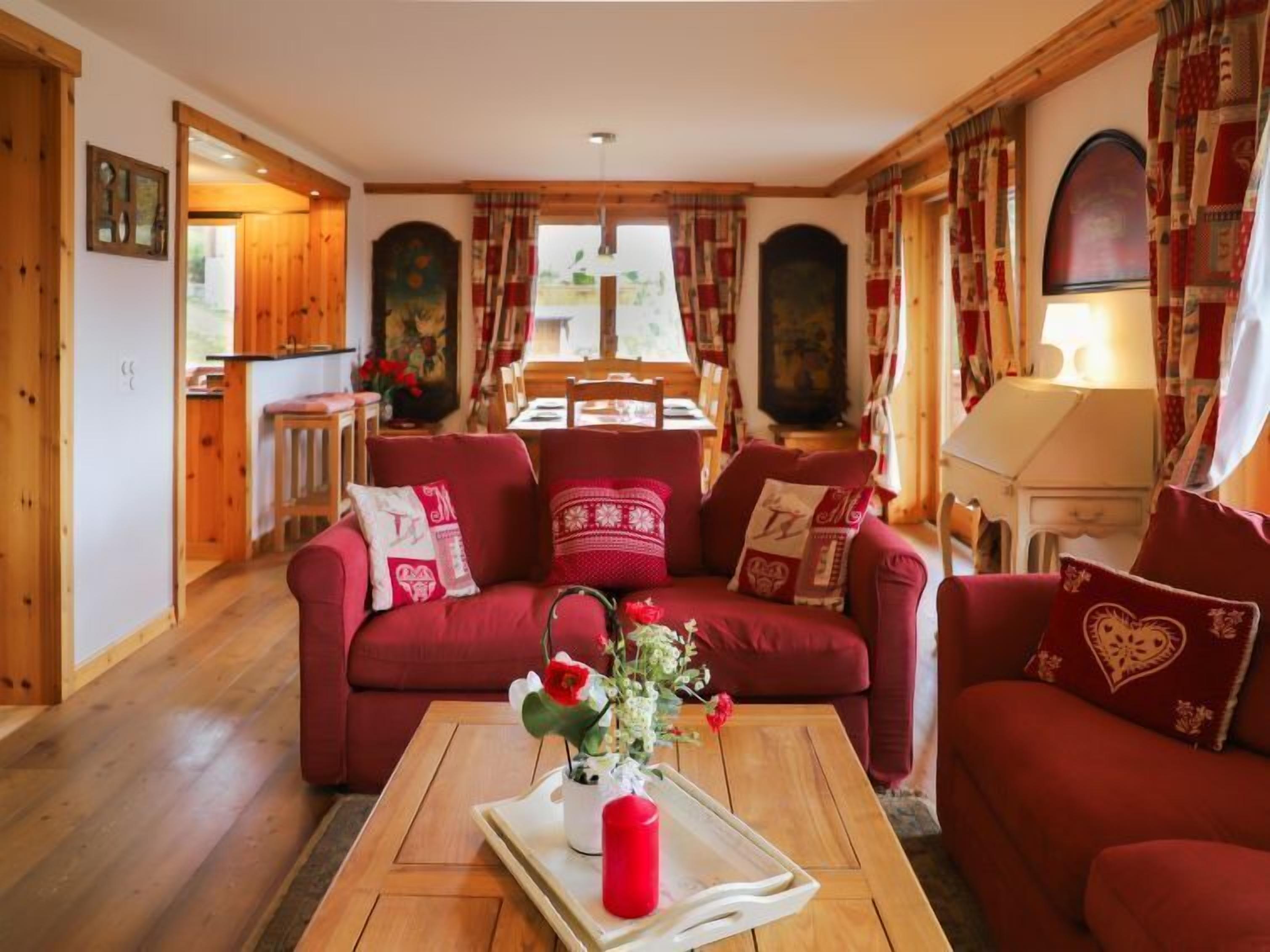 Télévision, cheminée, lecteur de DVD