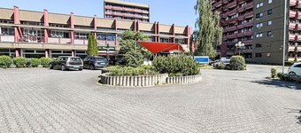 Amsel (A410) by Interhome