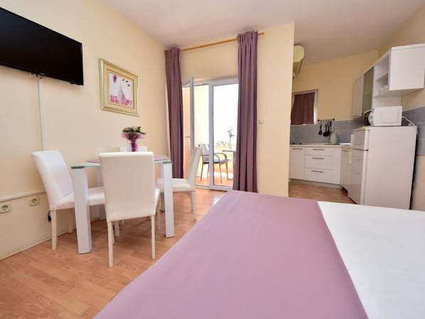 1 Schlafzimmer, Bügeleisen/Bügelbrett, kostenloses Internet