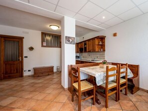 Dining - Apartment Renard by Interhome (Sarre)