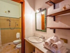Towels - Dante 1 by Interhome (Lucca)