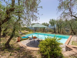 Pool - Dante 1 by Interhome (Lucca)