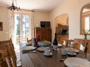 Dining - Mareneve by Interhome (Linguaglossa)