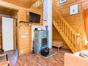 Una televisión, un reproductor de DVD